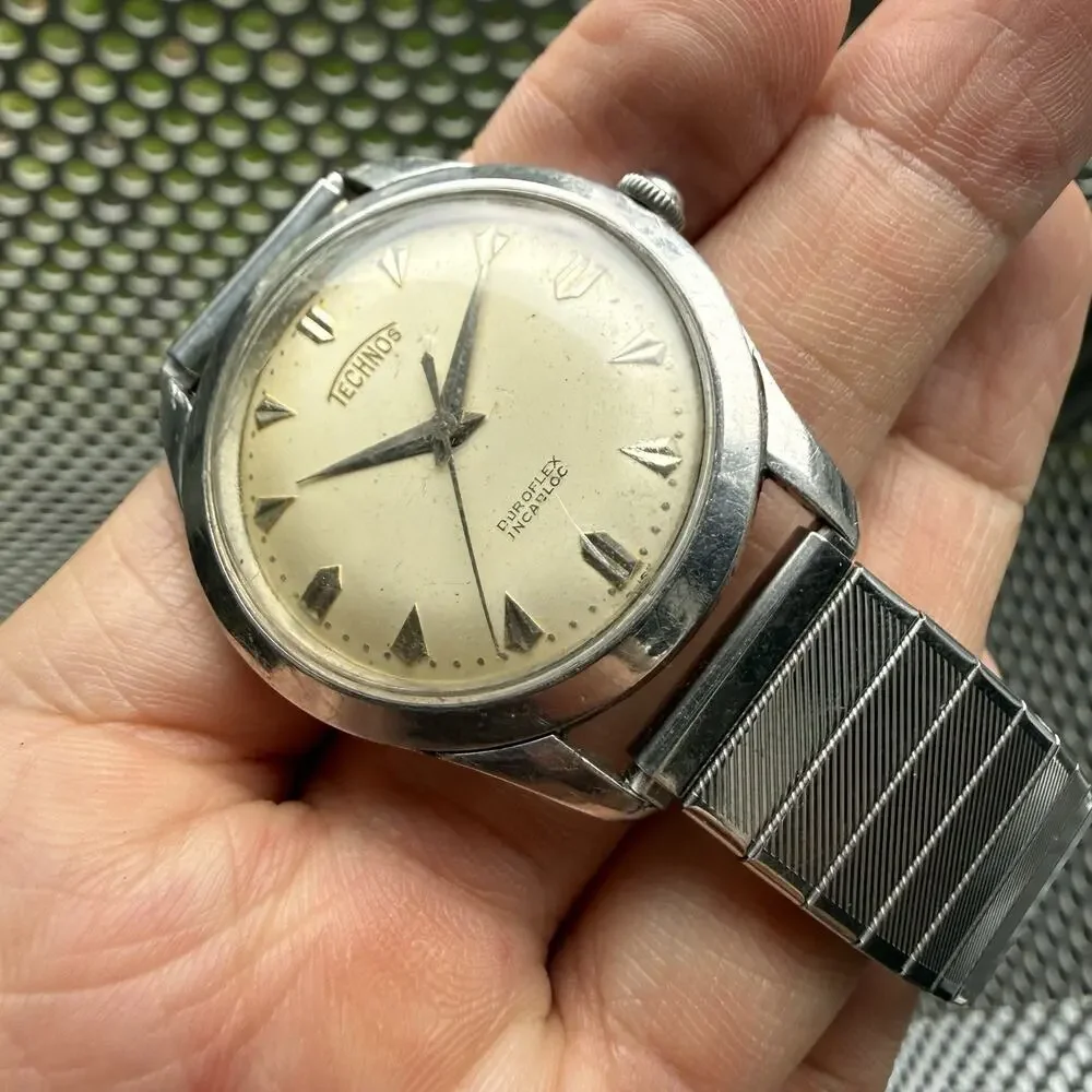 Vintage Technos Duroflex Stainless Steel Manual Wind Men’s Wrist Watch